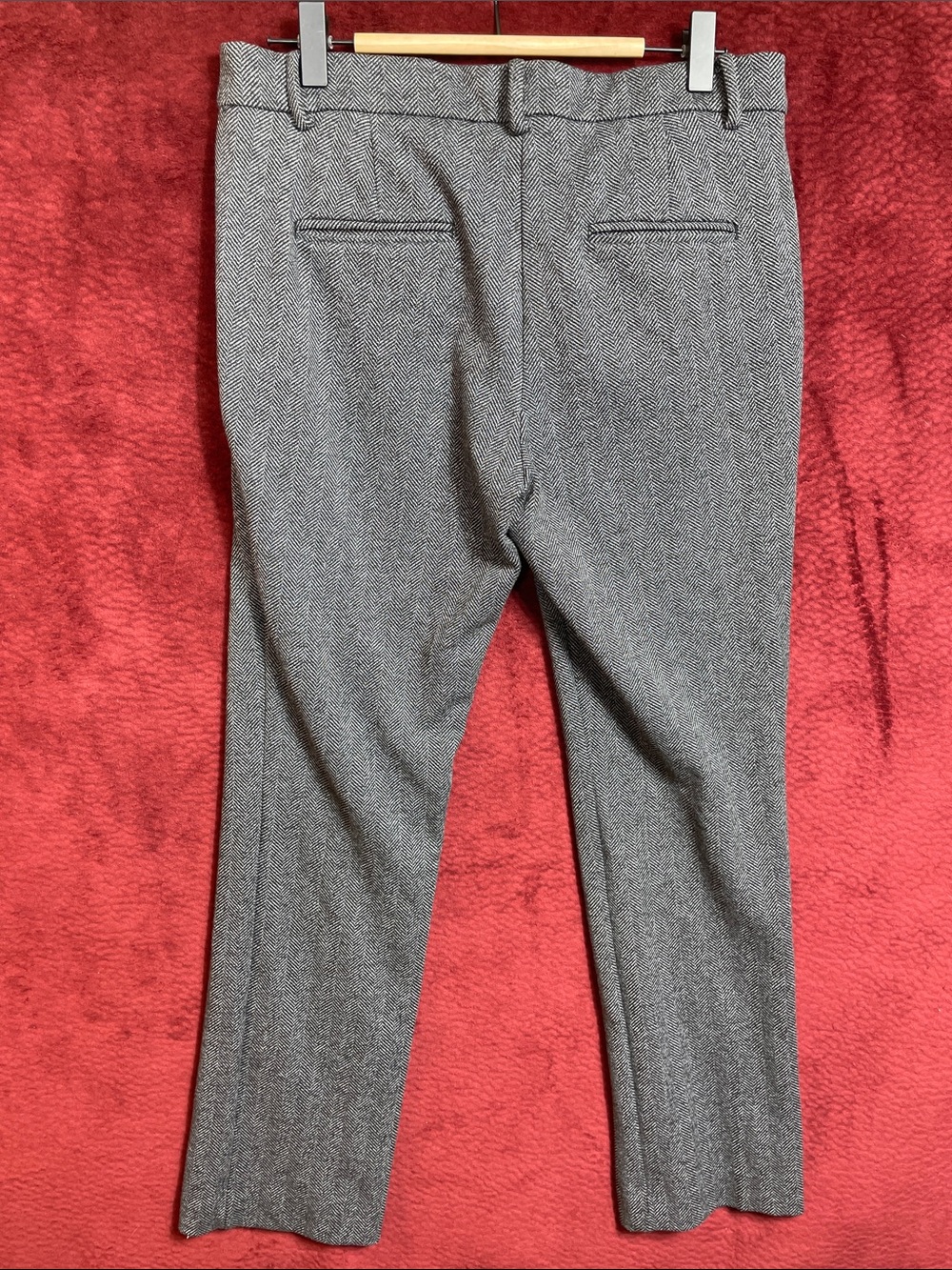 Ann Taylor Petites Herringbone Classic Gray & White Blazer & Pant Suit, 4P, 00P - Picture 9 of 12